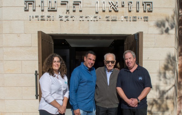שמעון פרס